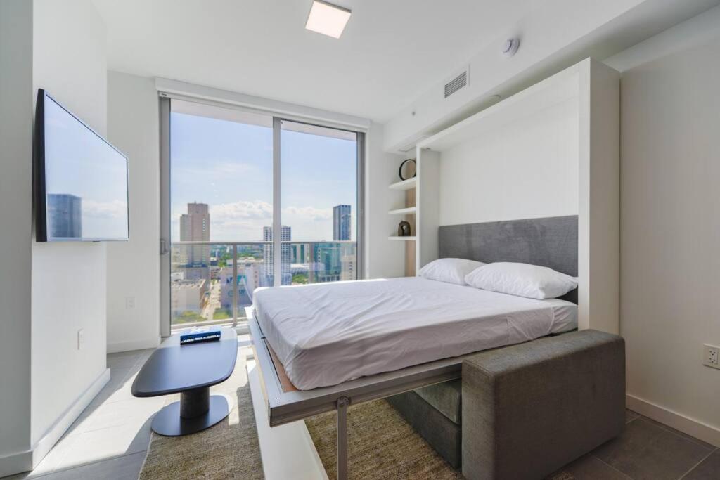 Stylish Stay In The Heart Of Miami - Walk To Bayside & Bayfront Park 마이애미 외부 사진