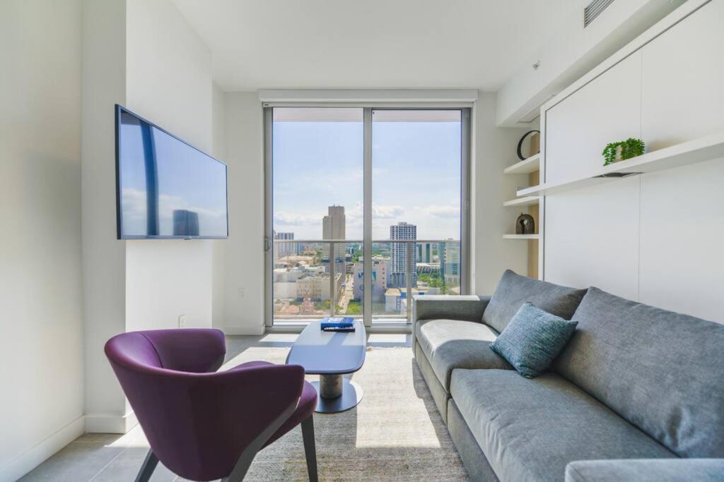 Stylish Stay In The Heart Of Miami - Walk To Bayside & Bayfront Park 마이애미 외부 사진